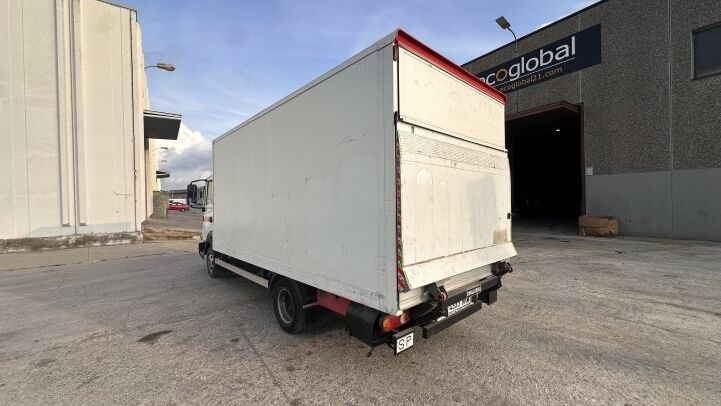 NISSAN  ATLEON **GESCHLOSSENE BOX**